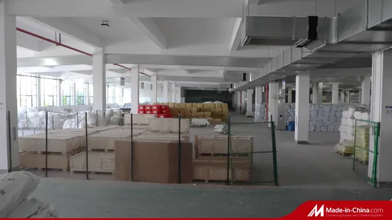 Enveloppement de fibre de verre d'isolation de conduit extérieur comme matériau de construction